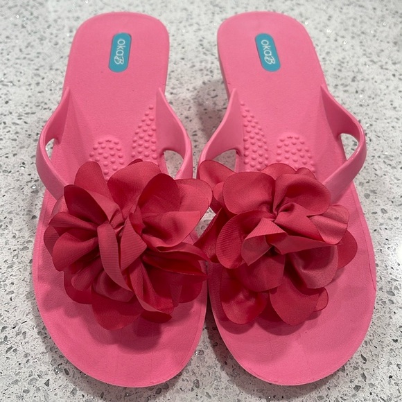 NWOT OKAB KANA WEDGE FLIP-FLOP SANDALS WOMENS SIZE L ELECTRIC PINK MATTE FINISH - Picture 2 of 11